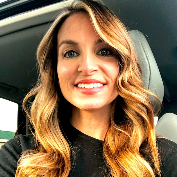 Meet your Posher, Katie - Picture 1 of 1